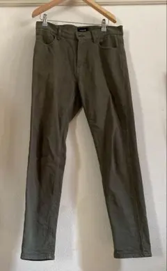 beams TACASI カーキ パンツ　サイズ28