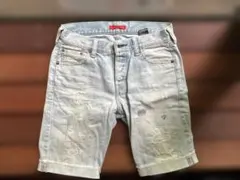 RED CARD デニムショートパンツ ダメージ加工 日本製（サイズ30）のサムネイル