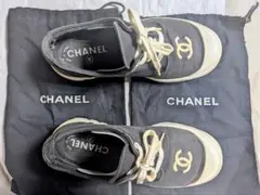 夏期バーゲン 超希少・美品CHANELVintageCCLogoSneakersのサムネイル