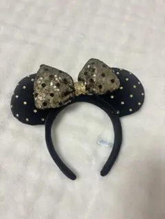 ディズニー カチューシャ 黒金リボン