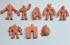 キン消し　パート30・29フルセット＋パート28・27一部　合計40体 キン消し パート30・29フルセット＋パート28・27一部 合計40体 - メルカリ