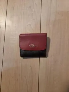 COACH 三つ折り財布 赤黒