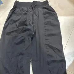 スポーツパンツ　さらさら　Sサイズ　ブラック
