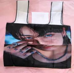 NEW‼️防弾少年団 BTS グク ジョングク エコバッグ 2025年最新】グク golden バッグの人気アイテム - メルカリ