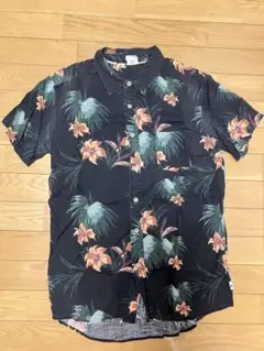 tcss シャツ　花柄　Mサイズ