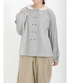 ダブルボタンレース襟ブラウス　サマンサモスモス