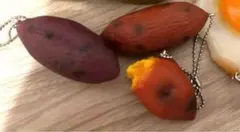 さつまいも　焼き芋　キーホルダー