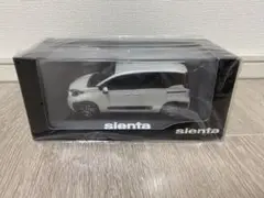 トヨタ sienta シエンタ ミニカー ホワイトパール 未開封