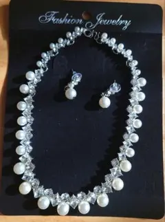 SHINE★新品未使用★ネックレス・ピアス2点セット