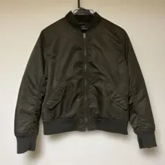 オリーブグリーン ボンバージャケット