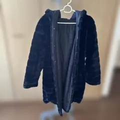 エコファーリバーシブルフード付きコート　ブラック