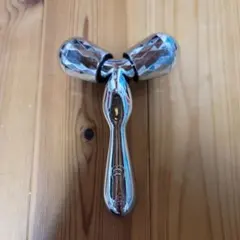 美顔ローラー シルバー ダイヤモンドカット - メルカリ