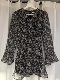 韓国o'rora 花柄 長袖ワンピース