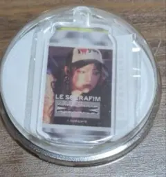 LE SSERAFIM DIFFERENT ウンチェ ラベル缶 アクキー