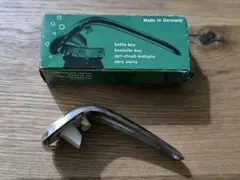 Item thumbnail for item 4cc2acc3-fc95-4632-a4c7-585db92a780a