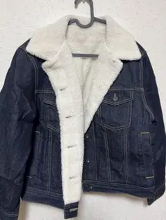 ボア襟付きダークデニムジャケット