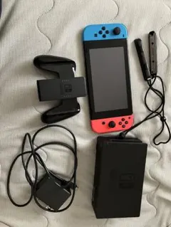 【中古ゲーム機】初期型Nintendo Switch 本体+充電器のみ Amazonリニュード Nintendo Switch 本体のみ整備品