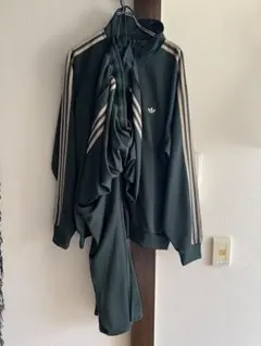 グリーン×ホワイトの adidas Beckenbauer XL セットアップ