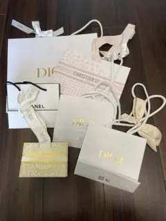 化粧品　袋　シャネル　ディオール