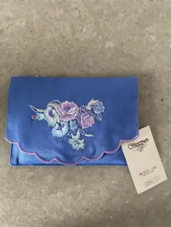 花柄刺繍ティッシュポーチ 青 約13x9cm