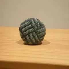 こぎん刺し くるみボタン 虹糸 ヘアゴムorブローチ