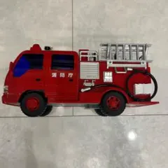 新品　トイコー　クオン スーパー 消防車　リアルアクション　フリクション レア 新品 トイコー クオン スーパー 消防車 リアルアクション フリクション