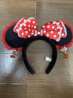 ディズニー　カチューシャ　ミニーちゃん　フリルイヤリング　赤　レッド　リボン