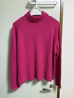 美品　アニオナ　カシミヤ100% 長袖ニット　セーター　Lサイズ　紫　ピンク UNIQLO（ユニクロ）の「カシミヤクルーネックセーター（長袖