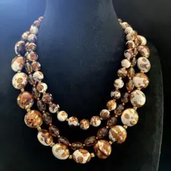 Item thumbnail for item 6086d757-2100-46e1-8ace-86b9f3d01b77