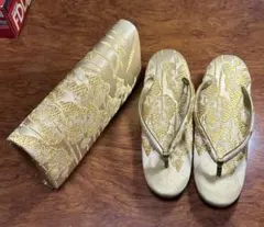 ゴールド刺繍草履とバッグセット