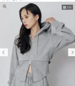 MURUA ZIPフーディーのサムネイル