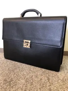 2026年最新】Ferragamo ビジネスバッグの人気アイテム - メルカリ