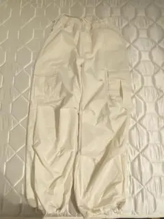 ホワイトカーゴパンツ WEGO