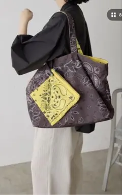 美品　ear PAPILLONNERバンダナ柄トートバッグ