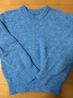 青色ウール混紡クルーネックセーター