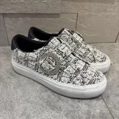 ZARA キッズ　ツイード ビジュー スニーカーのサムネイル