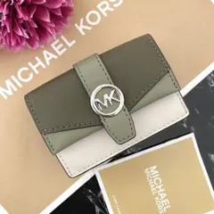 新品 MICHAEL KORS マイケルコース 財布 折り財布 グリーン