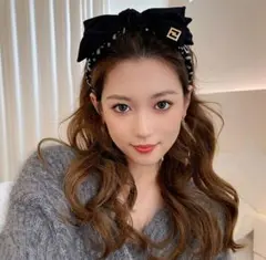 新品！大人気！Fロゴリボンカチューシャ　ブラック