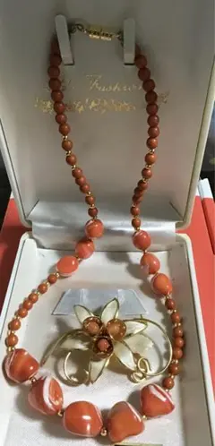 ★SALE★昭和レトロ 貝細工　ネックレスブローチセット