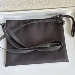 無印良品　チャコールグレー ナイロン サコッシュ