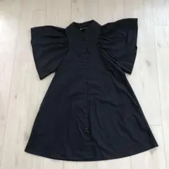 新品　ザラZARA 黒ポプリンミニワンピース　フレア袖カラーワンピース