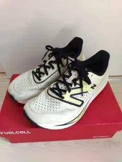 t*o様 ニューバランス　フューエルセルレベルv3 25.0