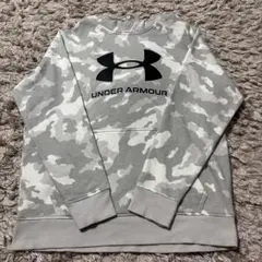 アンダーアーマーパーカー　メンズＬサイズ　ホワイトカモフラ