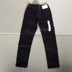 UNIQLO キッズ ブラックジーンズ 140