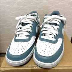 NIKEスニーカー　コートビジョン