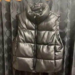 GAP 黒 ダウンベスト Lサイズ 美品