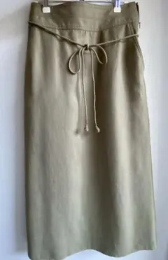 ロングスカート　(スリット入り)