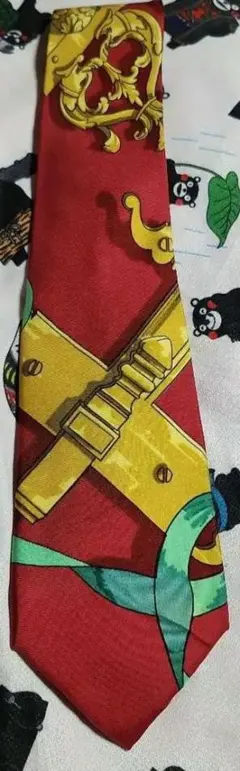 HERMESエルメス　ネクタイ　スカーフ柄レッド　高級シルク100%