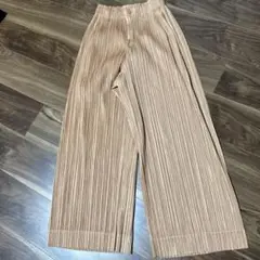 プリーツプリーズ ワイドパンツ