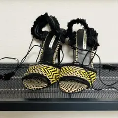 【新品】ZARA タッセル付き編み込みヒールサンダル